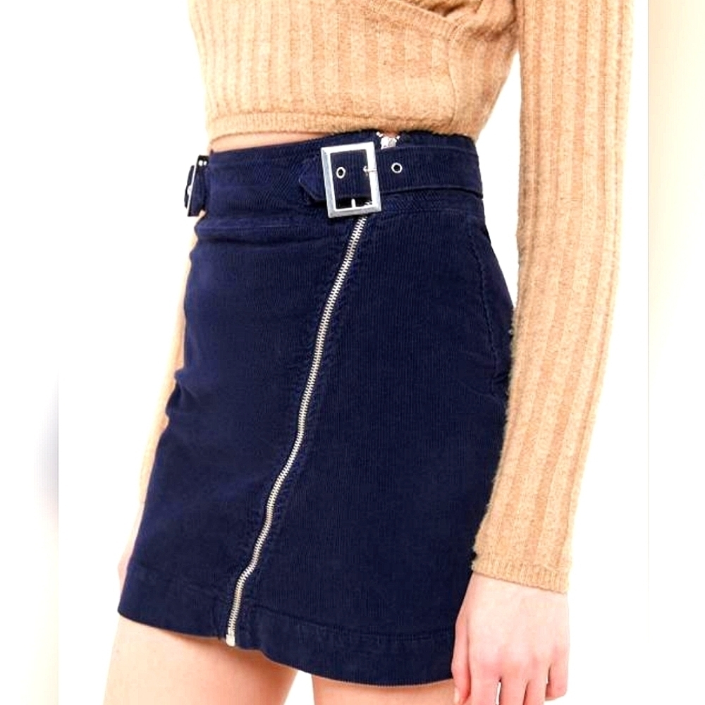 URBAN OUTFITTERS Black Harmony Corduroy Zip-Front Skirt Size Medium - Picture 2 of 6